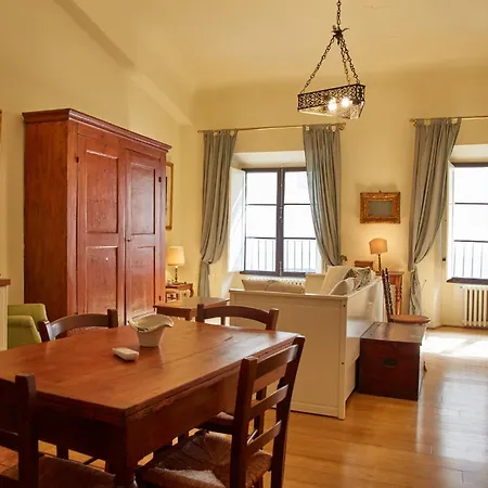 In Via Ginori In A Historical Palazzo With Elevator Apartment