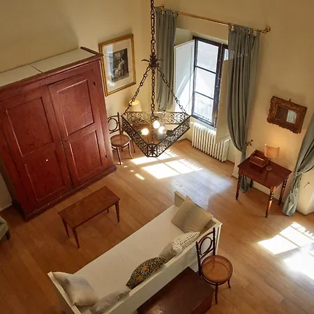 Apartment In Via Ginori In A Historical Palazzo With Elevator Florence