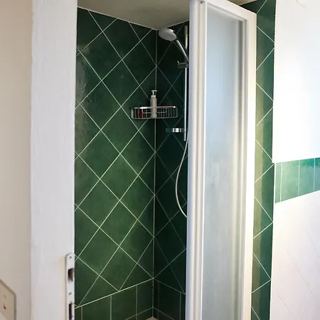 Apartment In Via Ginori In A Historical Palazzo With Elevator