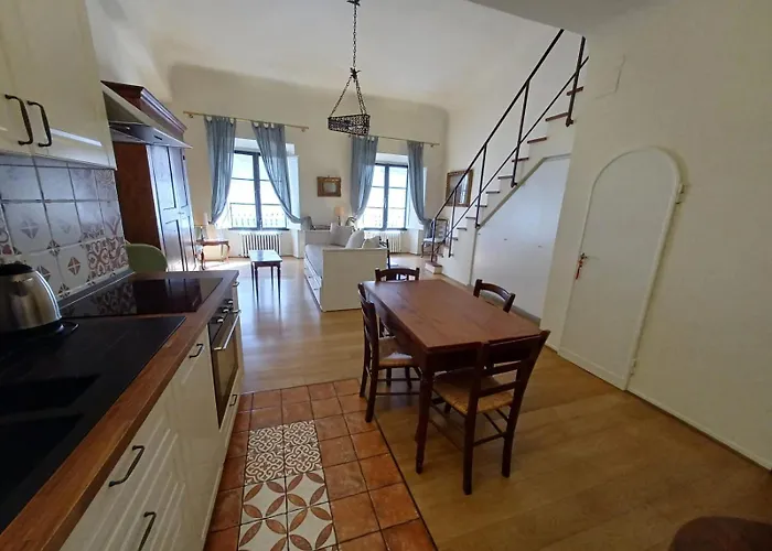 In Via Ginori In A Historical Palazzo With Elevator Apartment