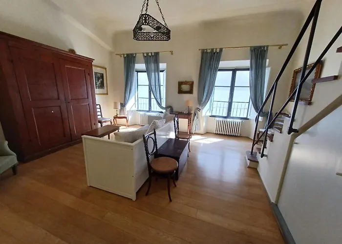 Apartment In Via Ginori In A Historical Palazzo With Elevator Florence