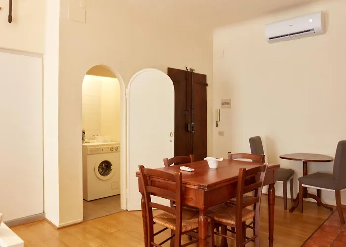 In Via Ginori In A Historical Palazzo With Elevator Apartment *