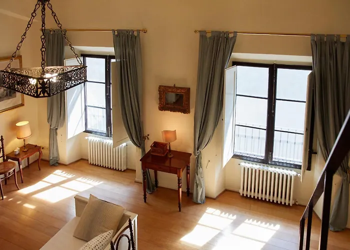 In Via Ginori In A Historical Palazzo With Elevator Apartment Florence